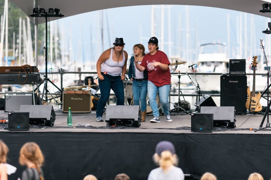 69215094_2098216506945920_5065834606175977472_o